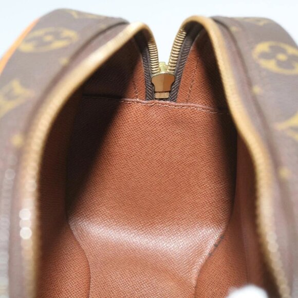 LOUIS VUITTON Monogram Blois Shoulder Bag - Picture 13 of 16